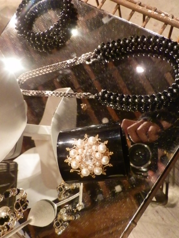 Atomic cuff Atomic cuff