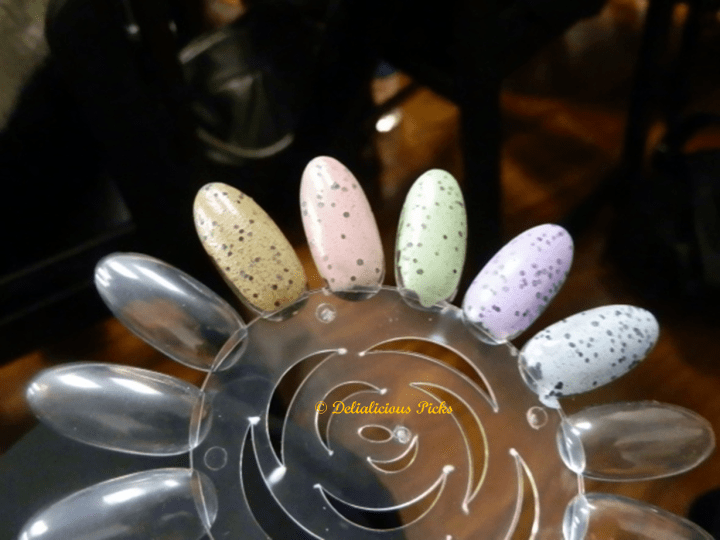 The limited editon colors are available in Freckle (brown), Scarce (pink), Mottle (green), Speckle (purple) and Fragile (blue).