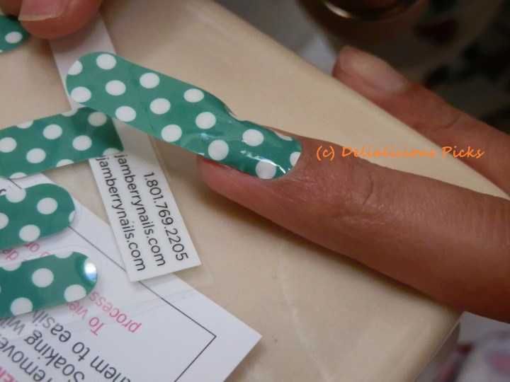 smooth the nail sticker