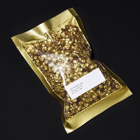 GOLD 001 packaging