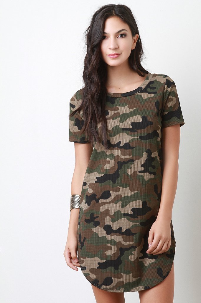 ung61231_cmf_0_fc242d7e-419c-4bdb-96bb-98a672897a59_1024x1024