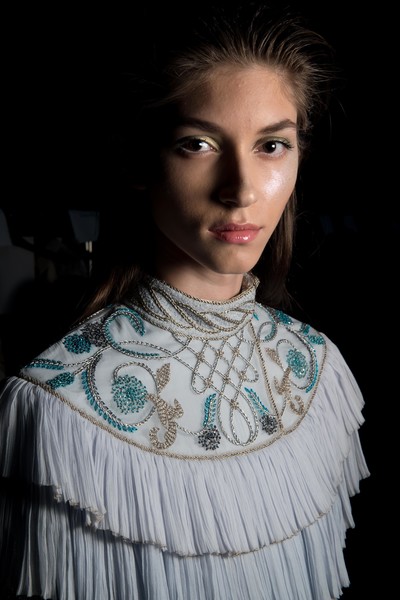 A model backstage ahead of the Zareena presentation during Fashion Forward Spring/Summer 2017 at the Dubai Design District on October 22, 2016 in Dubai, United Arab Emirates. (Oct. 21, 2016 - Source: Getty Images Europe) 