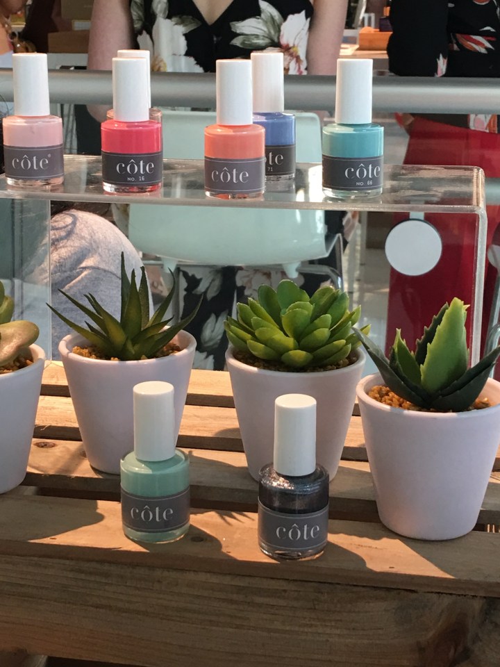 F82A6A28-558A-45DE-AAEC-293BD0B590C1